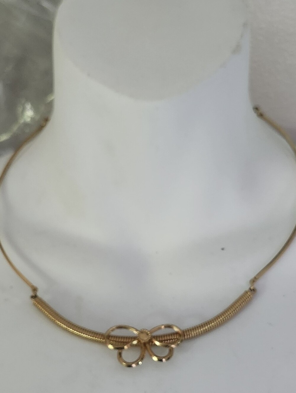 Vtg Sarah Coventry "Beau Time" Gold Tone Bow Collar Necklace